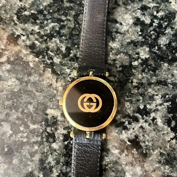 Gucci Watch Vintage Gucci Black leather Watch main image 6